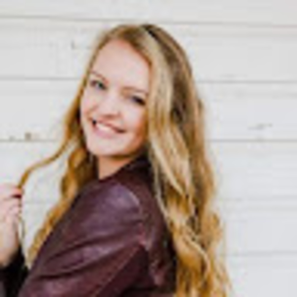 Meet your Posher, Kayla